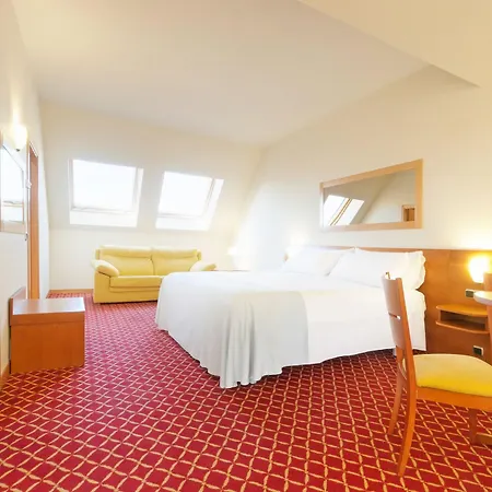 Hotel Camino Affiliated By Meliá León