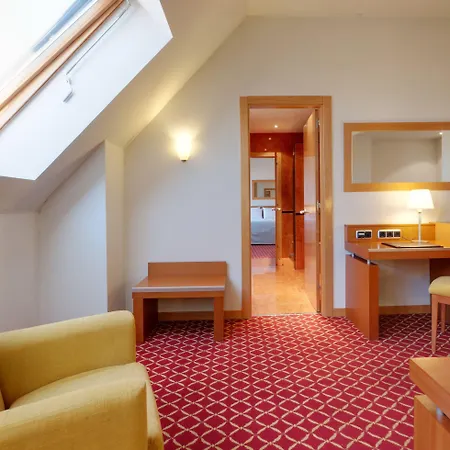 Zentral Hotel 4*