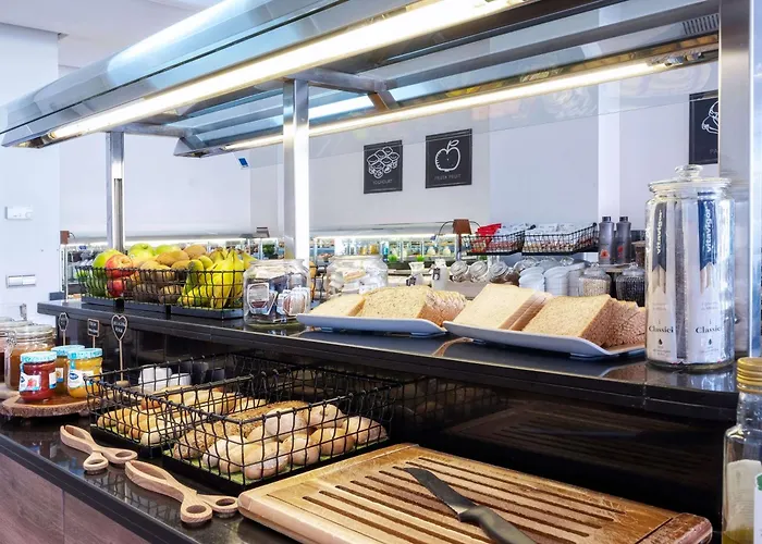 Отель Zentral 4*